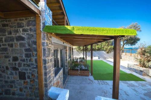 Apartamento Terrazeus - Stone House Beachfront 2