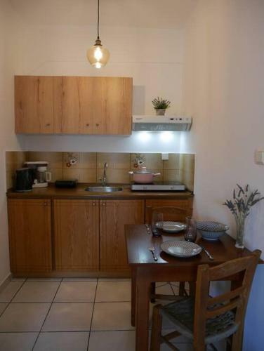 Apartamento Chrysoula?s Welcoming Triple Room With Yard