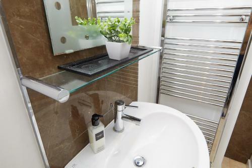 Apartamento Derby City Town House
