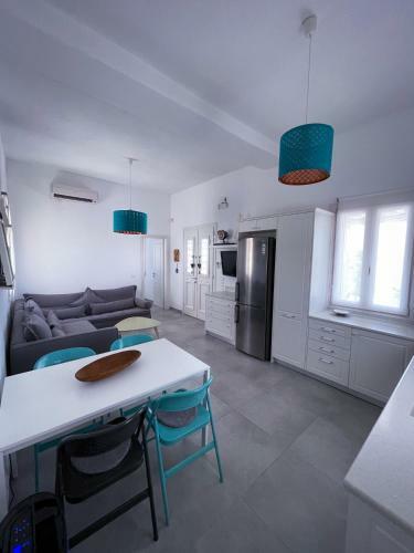 Mykonos Central House