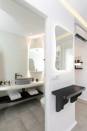 Kamvas Deluxe Apartments