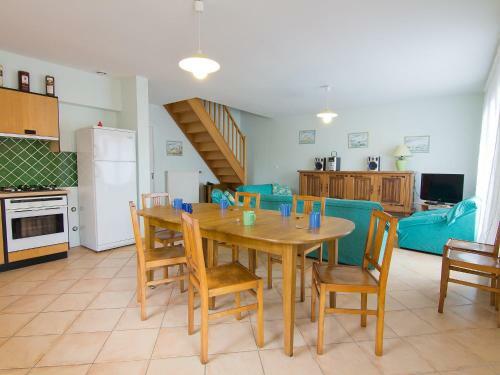 Holiday Home Moutiers La Bernerie En Retz