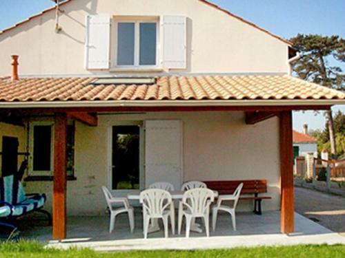 Holiday Home Moutiers La Bernerie En Retz