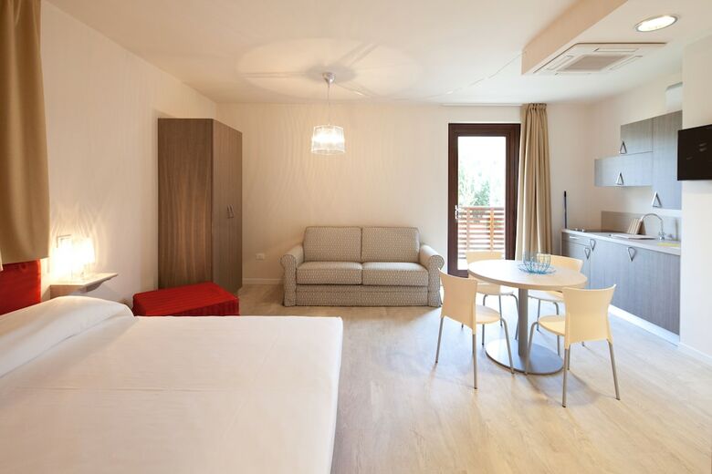 Aparthotel Residence Lenno