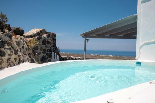 Hotel White Cave Villas