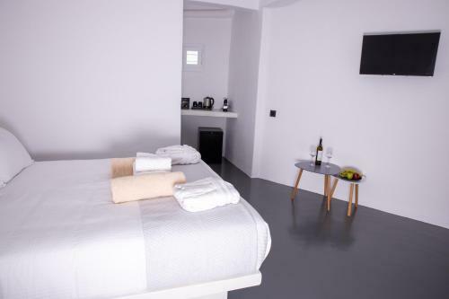 Hotel White Cave Villas