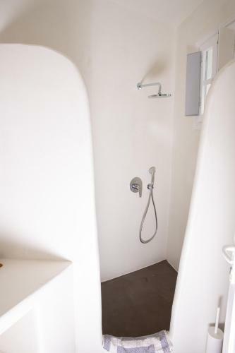Hotel White Cave Villas