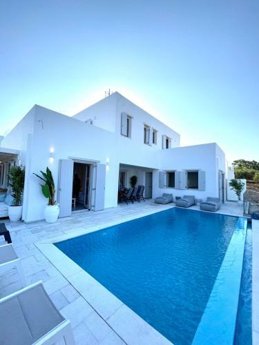 Sunsenses Villas And Resort
