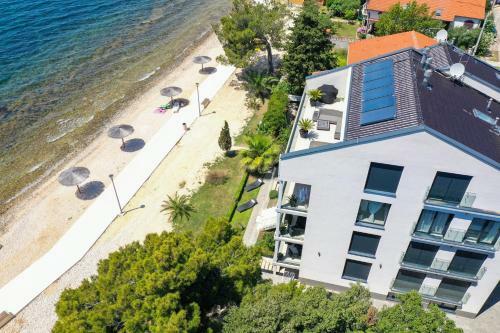 Paradise On The Beach Apartments