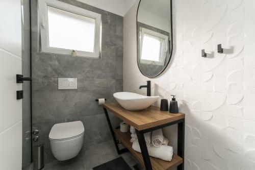 Hostal Luxury D Apartments