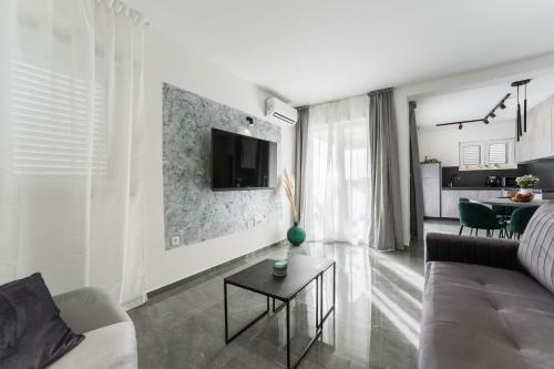 Hostal Luxury D Apartments