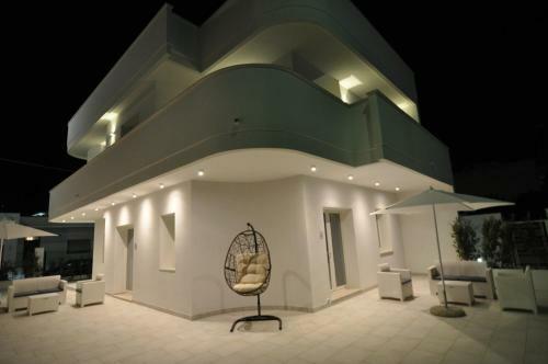 Blanc Apartments