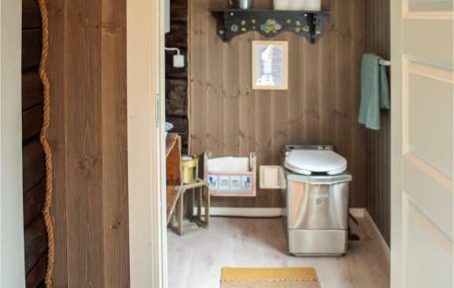 Awesome Home In Eggedal With 2 Bedrooms