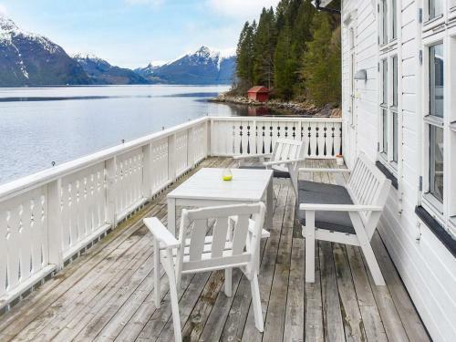 Holiday Home �rskog