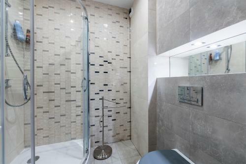 Apartamento Luxury City Gates(6) -free Parking
