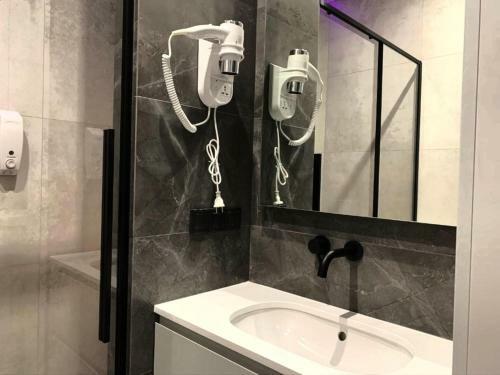 Beautiful Apartment In Lodz