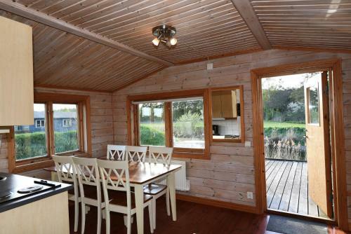 Cozy Cottage Along Narsan, Gotland