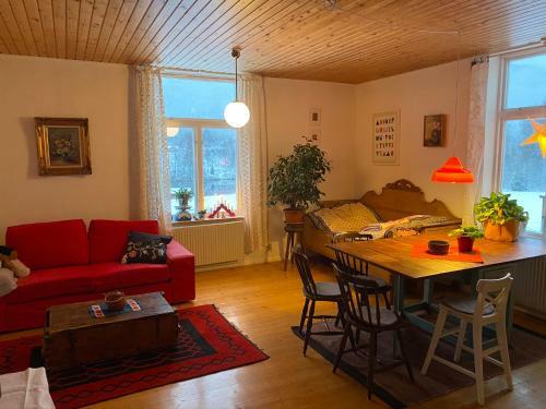 Apartamento Mysig L�genhet I Pr�stg�rd N�ra Bran�s