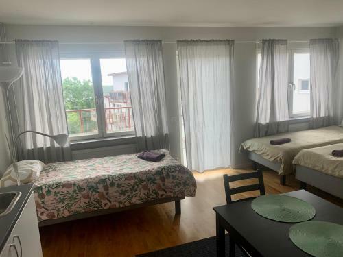 3-bed Apartment Hasselby 1301