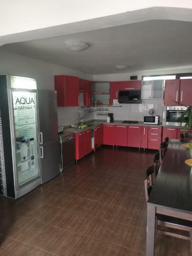Hostal Pensiunea Maximilyanis