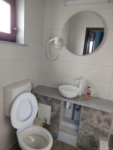 Agroturismo Albdevara Mar Srl
