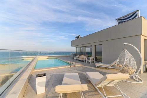 Seascape Villa