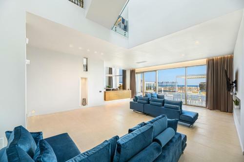 Seascape Villa