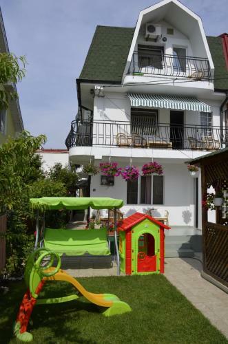 Bed & Breakfast Pensiunea Calutul De Mare