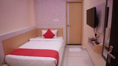 Hotel Embassy Grand