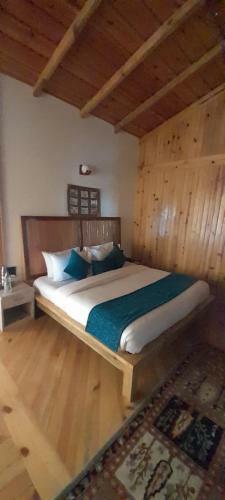 Cliffside Manor, Satkhol, Mukteshwar By Earthaa Escapes