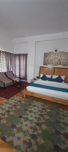 Cliffside Manor, Satkhol, Mukteshwar By Earthaa Escapes