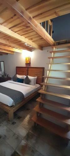 Cliffside Manor, Satkhol, Mukteshwar By Earthaa Escapes