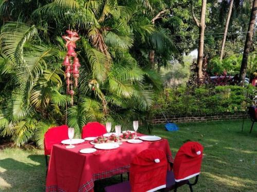 Castle House- 3 Bedroom Villa With Pool Near Beach
