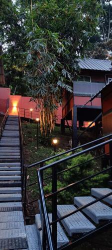 Hotel Santhi Hill View Resort