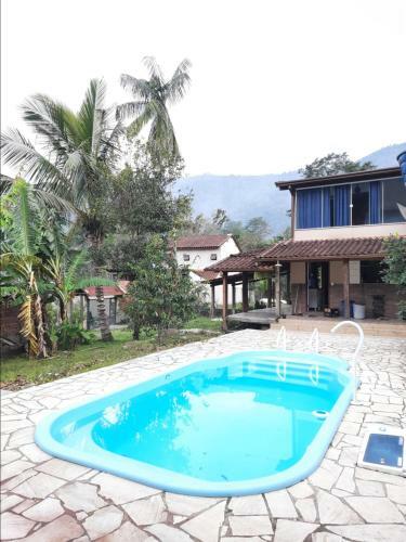 Casa Com Piscina � 20 Minutos De Carro Das Praias