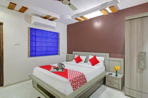 Hotel Oyo 91250 Four Seasons Service Apartment