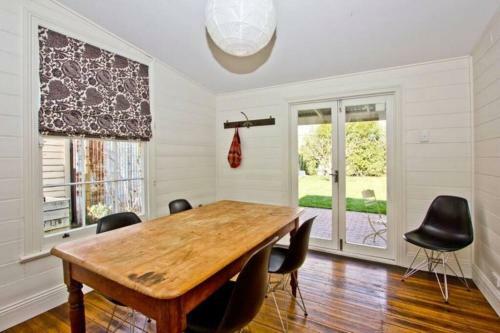 Apartamento Sunny, Character 1800's Cottage Free Wifi