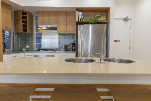 Resort Style Living In 2 Bedroom Apartment