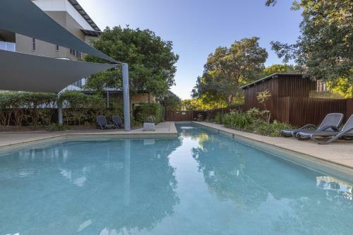 Resort Style Living In 2 Bedroom Apartment
