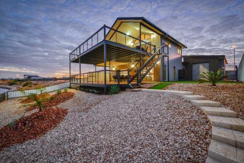 64 Madaffari Drive - Private Jetty