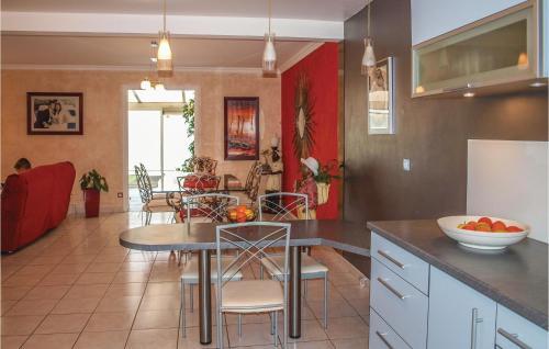 Holiday Home Brouains N-686