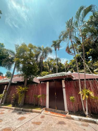 Hotel Villa Raya Resort - Private Pool Villas