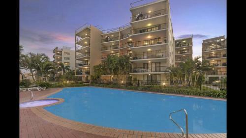 Apartamento Beachfront Resort Marcoola!
