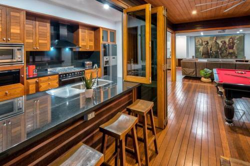 Uisce Luxury Holiday House Jacuzzi 2 Buggies