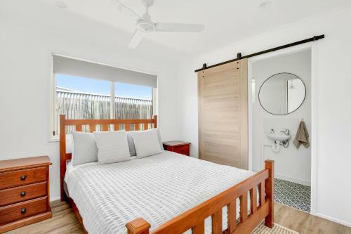 The Crabpot Rainbow Beach Perfect Couples Beachside Escape