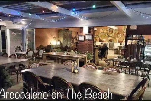 Spacious 3 Bedroom Resort Style Apartment With A/c