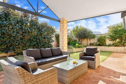 Avalon Beach Escape ~ Family Favourite With Wifi
