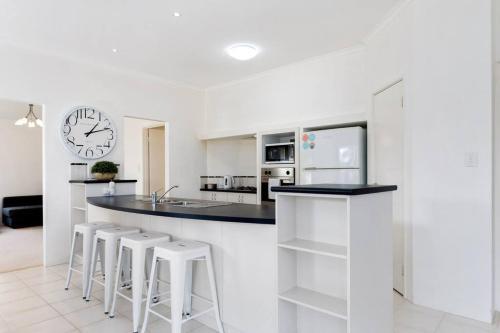 Avalon Beach Escape ~ Family Favourite With Wifi