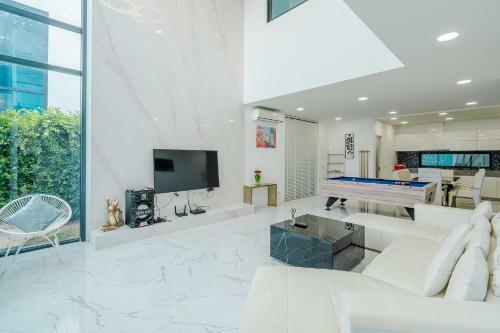 Art Oppa Pool Villas Pattaya New