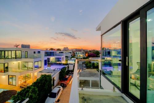 Splash Pool Villa